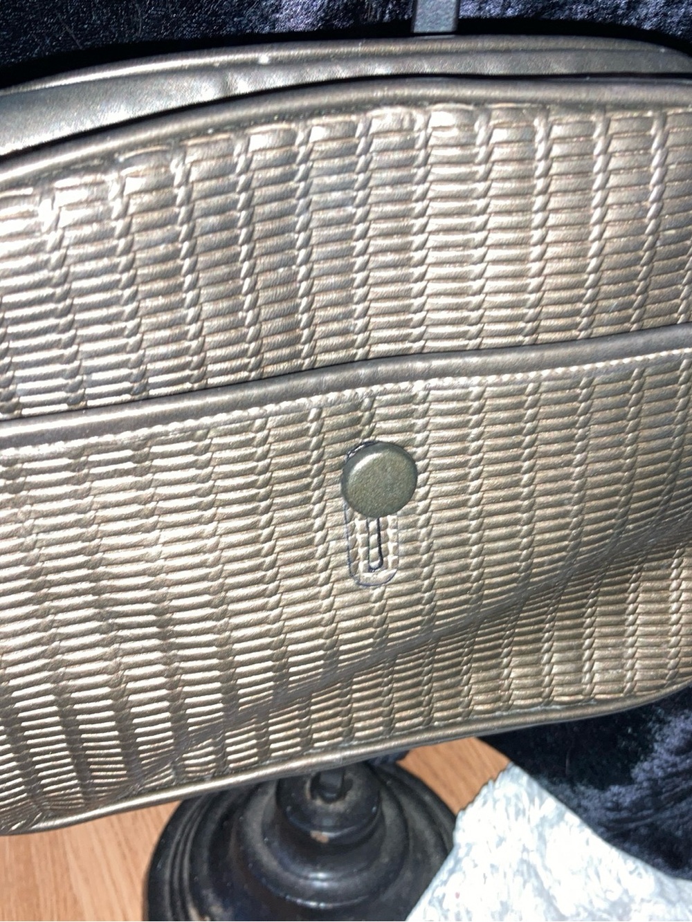 Classic Aspects Cross Body Purse Bag Brown Faux Basket Weave Textured